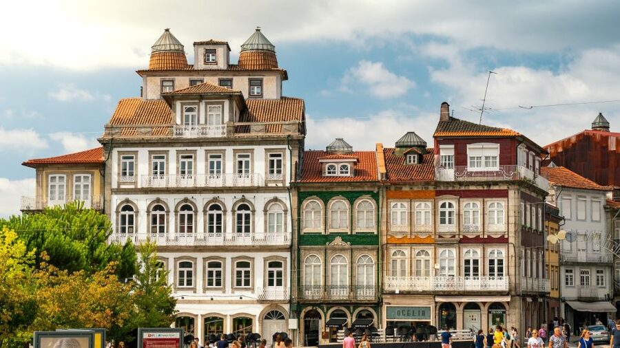 Porto: Guimarães & Braga Tour with Entry Tickets and Lunch - How much freedom you get (and how to use it well)