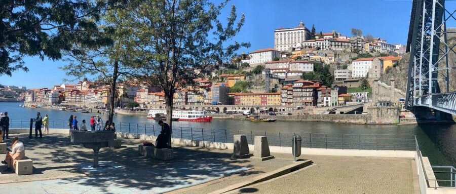 Porto: Half-Day Small Group City Tour with port wine tasting - São Bento Station: the stop that rewards slowing down