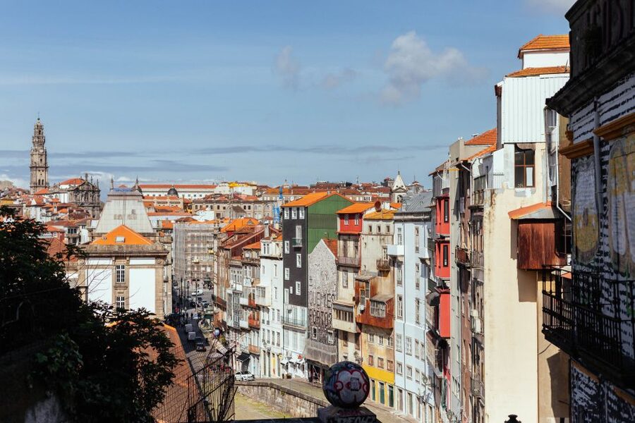 Porto: Harry Potter’s Inspiration Tour - Meeting at São Bento under the clock: the tour’s best first cue