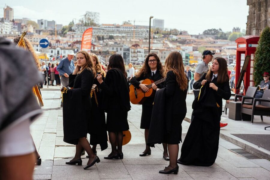 Porto: Harry Potter’s Inspiration Tour - Lello Bookshop stop: when you want the real ticket advice