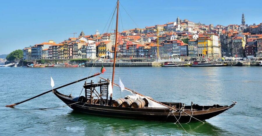 Porto: Historic City Center Walking Tour - The Livraria Lello Stop and the Neighborhood Maze