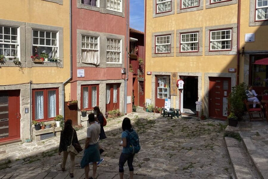 Porto: Historical Center Walking Tour - The panoramic view over the river and Vila Nova de Gaia