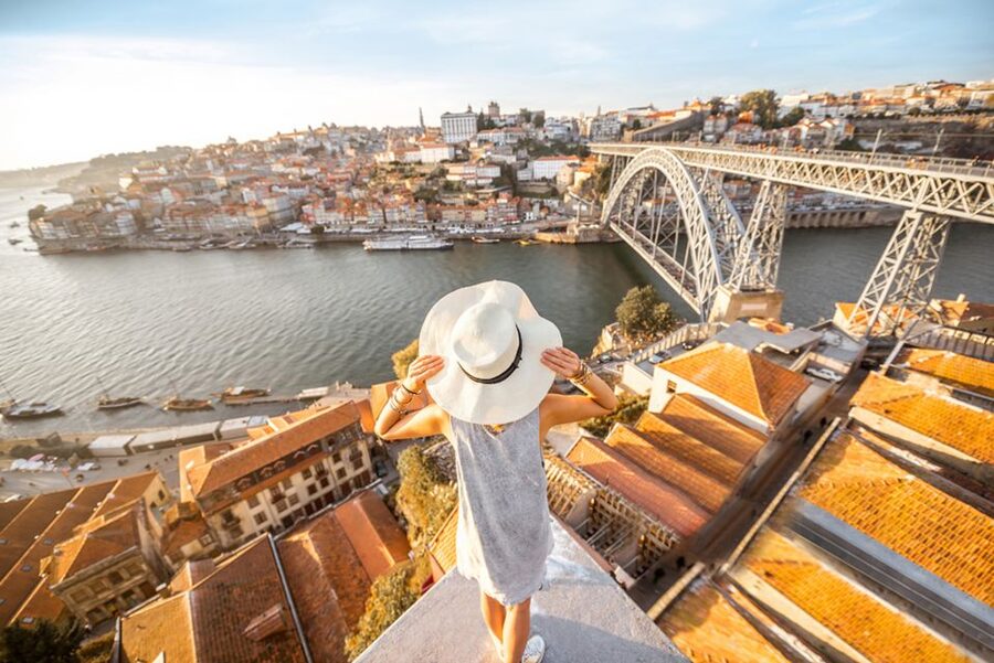 Porto: Hop-on Hop-off Bus with Optional Cruise & Wine Cellar - A realistic 24-hour plan and a smarter 48-hour plan
