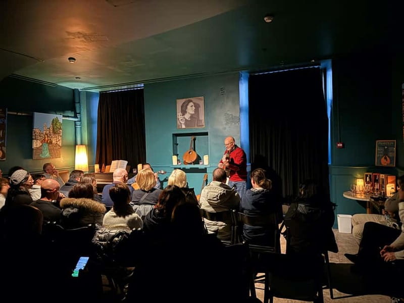 Porto: Intimate Fado Show & Port Wine in Trindade Noble Hall - How the multi-language storytelling helps you enjoy fado fast