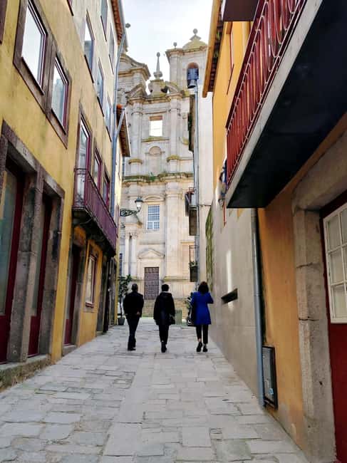 Porto: Jewish Heritage Walking Tour - Virtudes garden and Jewish Mountain, finishing with answers and altitude