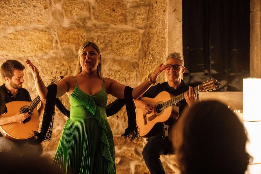 Porto: Live Fado Show with Glass of Port Wine - Port Wine with Your Fado, and How the Pairing Works