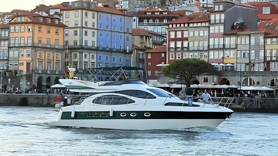 Porto: Luxury 6 Bridges Yacht Cruise with Wine & Snacks - The Six Bridges Route: Your 2-Hour Mental Map