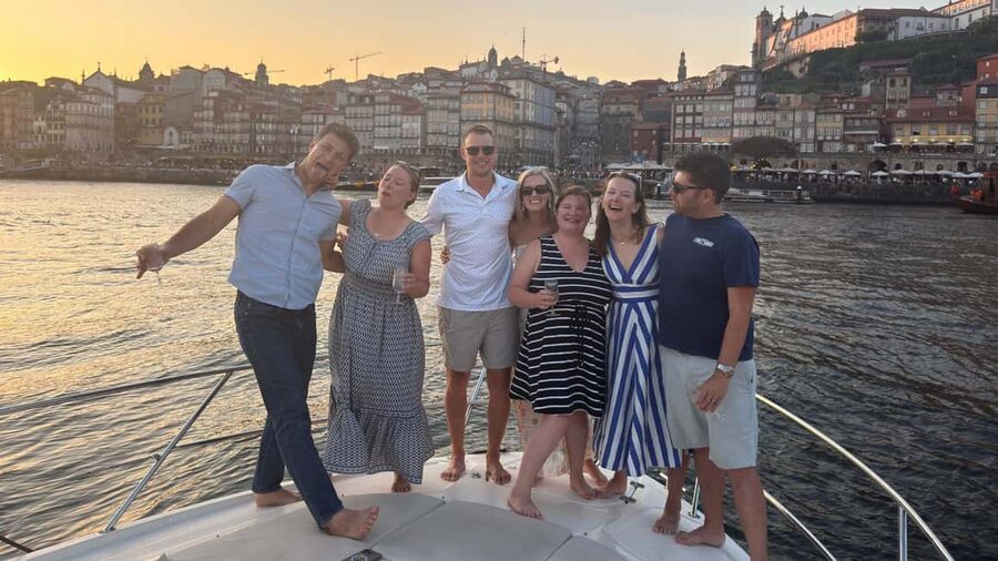 Porto: Luxury 6 Bridges Yacht Cruise with Wine & Snacks - Should You Book This Cruise, or Choose Something Else?