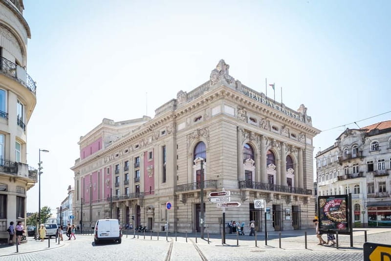 Porto: Magic Train Tour and Port Wine Cellar with Tastings - Small practical tips so your day goes smoothly