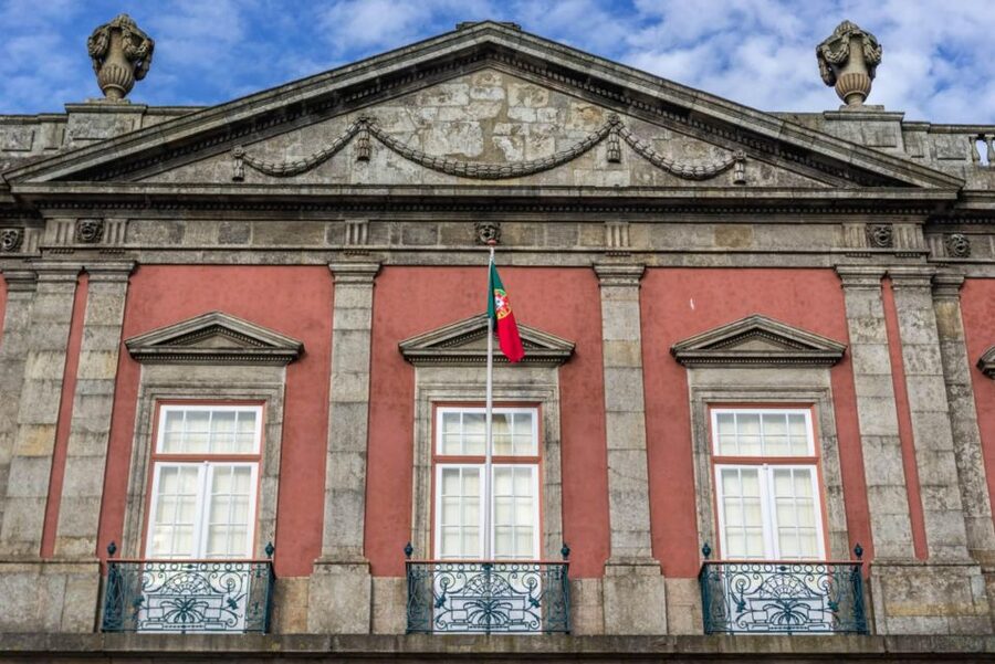 Porto: National Museum Soares dos Reis E-Ticket & City Tour - Getting the e-ticket right: your phone is the ticket
