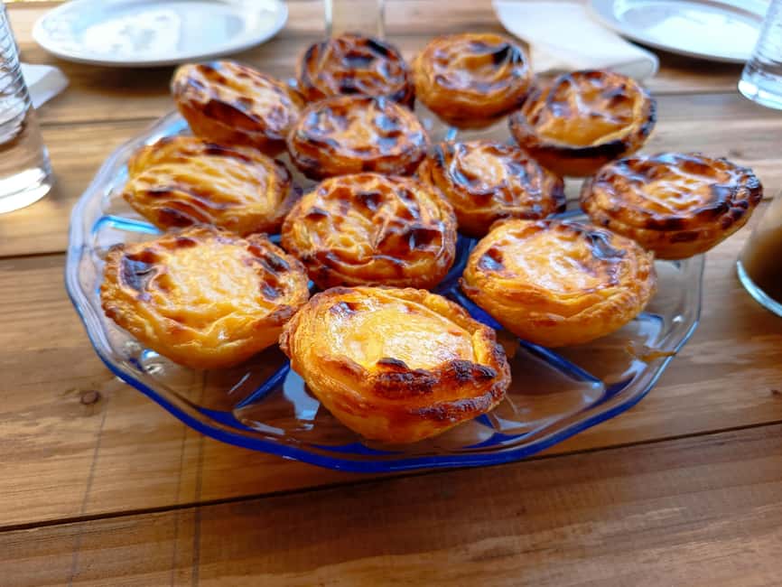 Porto: Pastel de Nata Class with Isabel and Jorge - Taste test time, coffee, tea, and port for adults