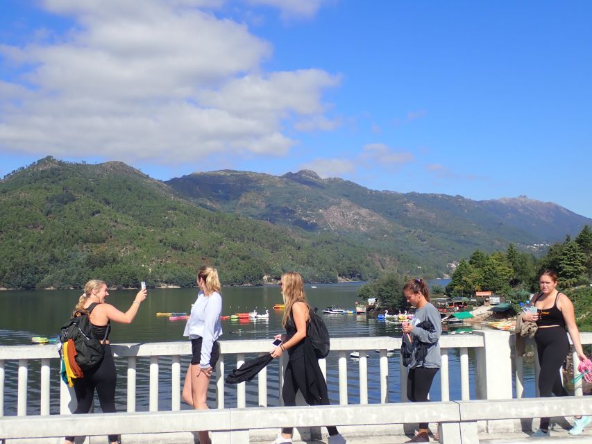 Porto: Peneda-Gerês National Park Tour with Kayaking & Lunch - How the guide makes the day feel easy, not scripted