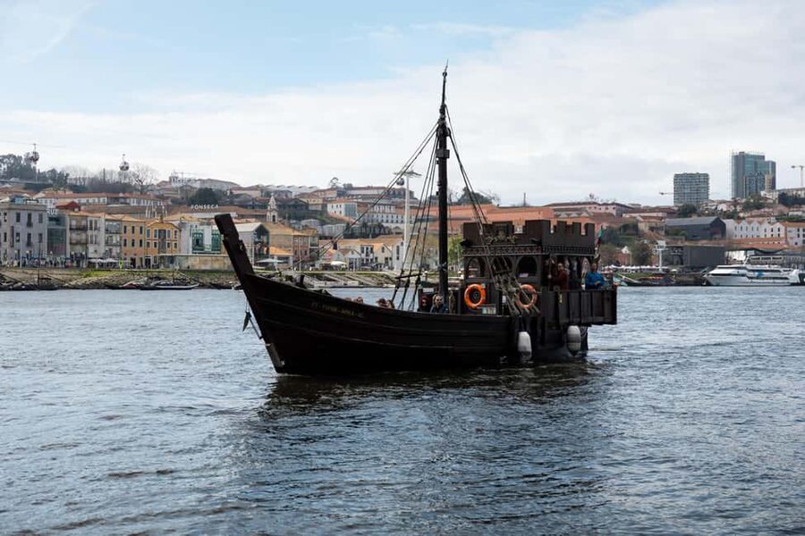 Porto: Pirate Ship Cruise on the Douro River - The Douro River Cruise: Bridges, Landmarks, and a Calm Pace