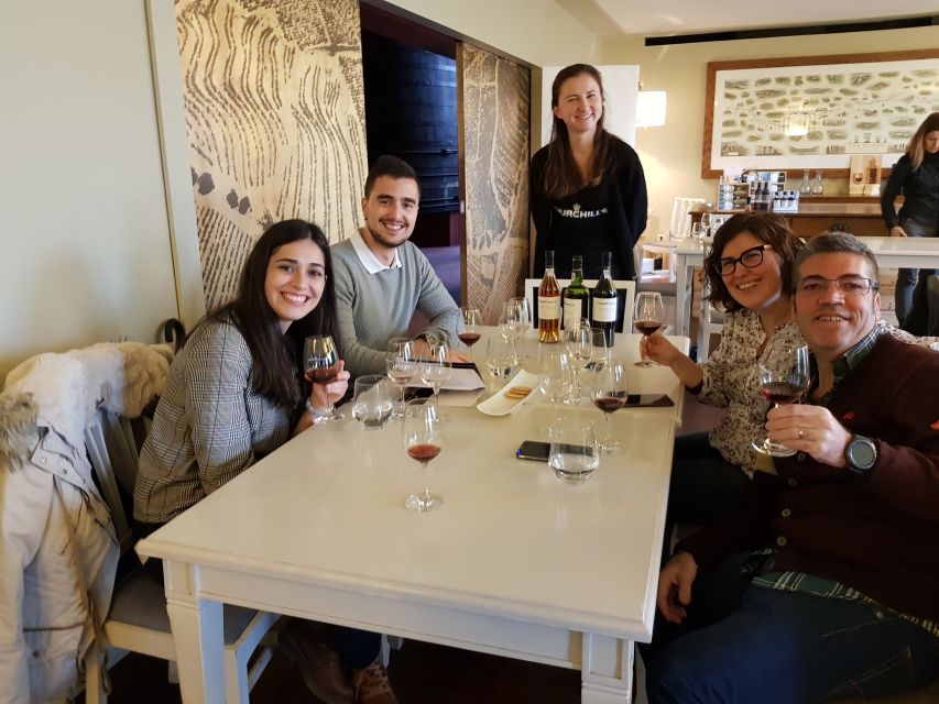 Porto: Port and Douro Wine Walking Tour with 9 Tastings - Stop 3 at Solar dos Dragos: how Port and Douro connect