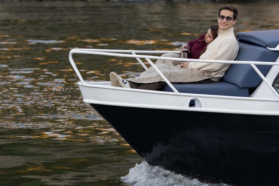 Porto: Private Douro River Cruise – 6 Bridges & Sunset - Getting to Douro Marina the easy way, Pontoon C included