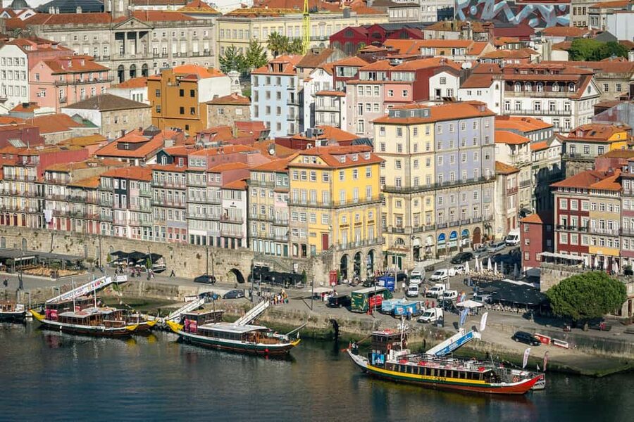 Porto: Private & Flexible Walking Tour in Historic Center - The Vitória Belvedere climb, short uphill, big payoff