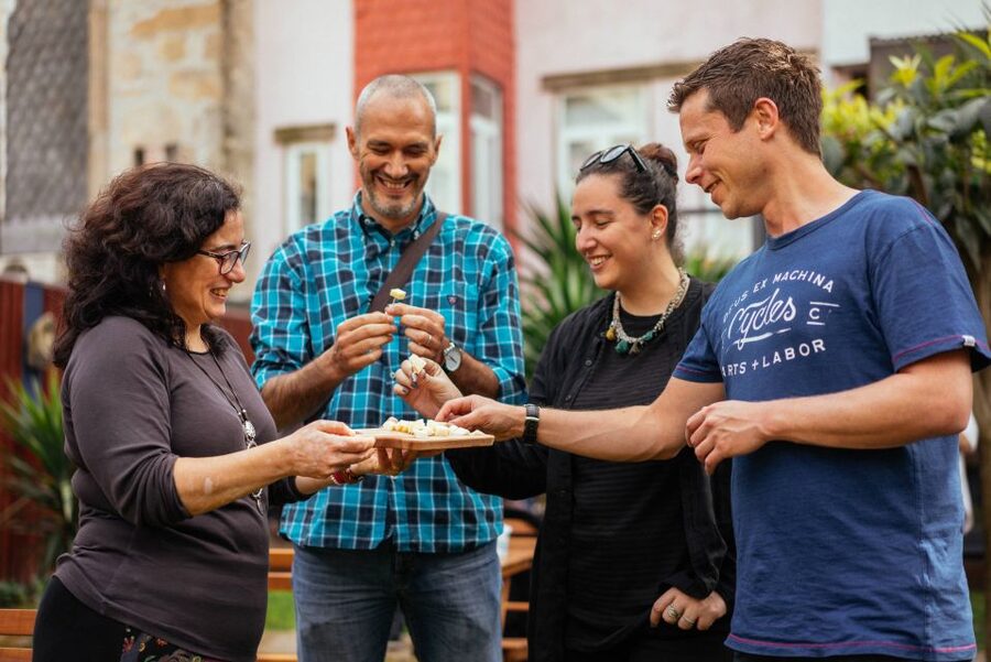 Porto: Private Food Tour – 10 Tastings with Locals - Drinks in Porto: pastel de nata, port wine, and more