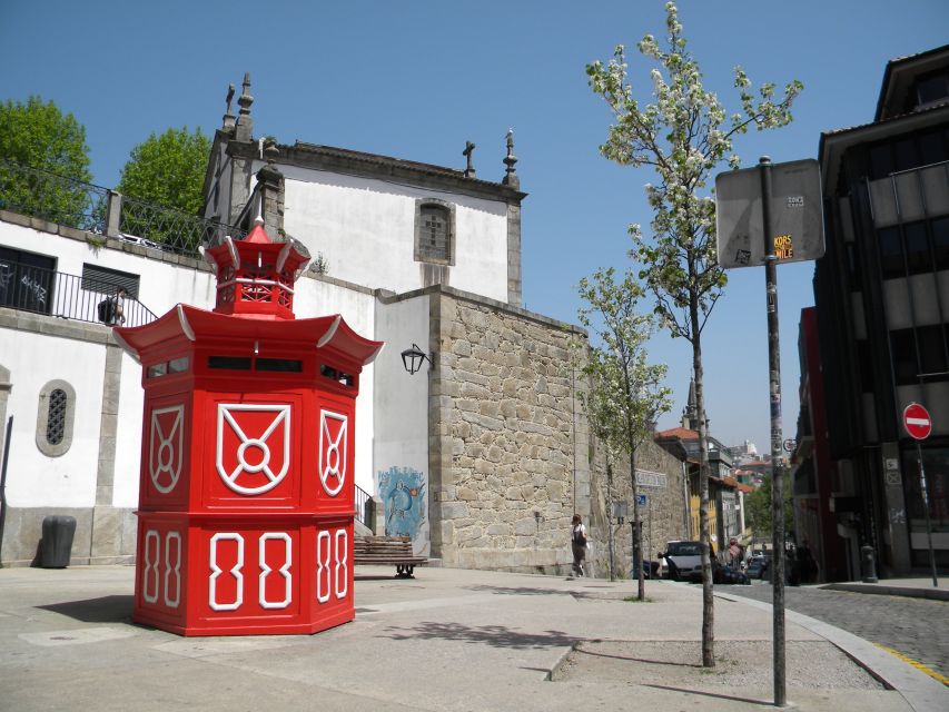 Porto: Private Half-Day as a Local Experience - Ribeira and the port cellar: why this stop is more than a photo stop