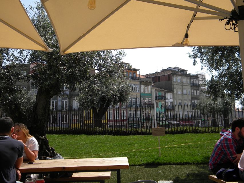 Porto: Private Half-Day as a Local Experience - Jardins do Palácio de Cristal: the calm break that makes the tour feel complete