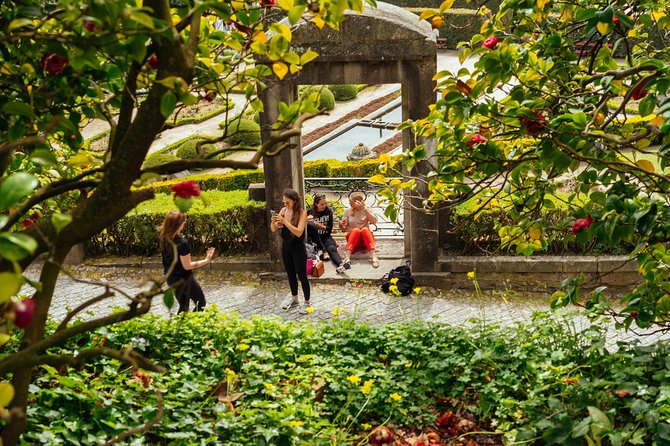 Porto: Private Tour with Locals – Highlights & Hidden Gems - “Local flare” and the included drink or tasting