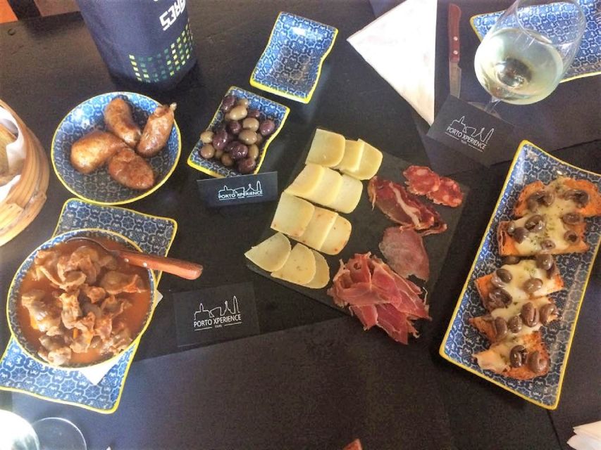 Porto: Private Walking Food Tour with Tastings - Lunch-Style Momentum: Tapas by the Douro River Finish