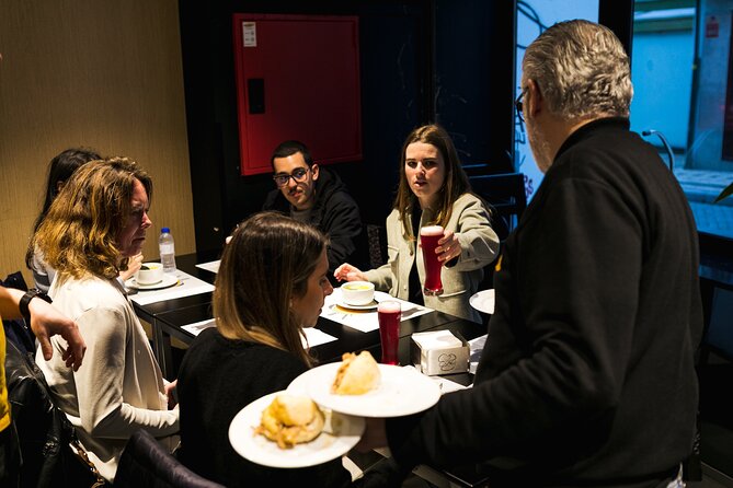 Porto Progressive Dinner Tour with Eating Europe - Stop 1: A family tasca, appetizers, and green wine to set the tone