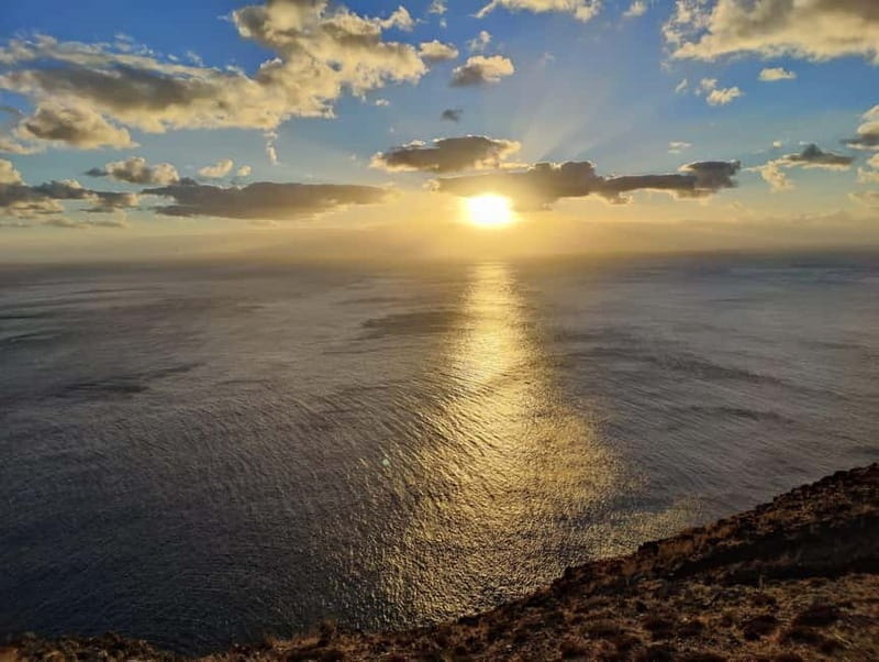 Porto Santo: Island Highlights 4x4 Tour with Hotel Transfers - Vila Baleira pass-by and the SUV/Jeep segment: The route feels like exploration