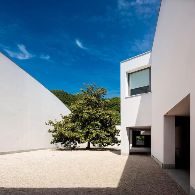 Porto: Serralves Foundation All Access Pass - The Serralves Villa: Art Deco interiors you will actually notice