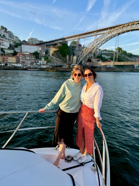 Porto: Small-Group 6 Bridges Douro River Cruise w/ Drink - First steps: getting on board at Opo Boat Tours and finding Gate C