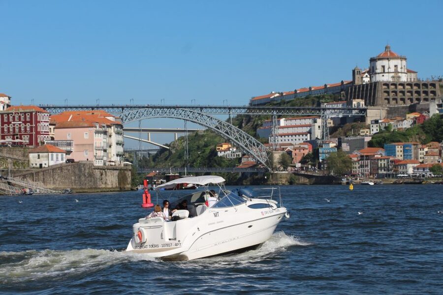 Porto: Small-Group 6 Bridges Douro River Cruise w/ Drink - Drinks, wine add-ons, and how to get real value from the included welcome