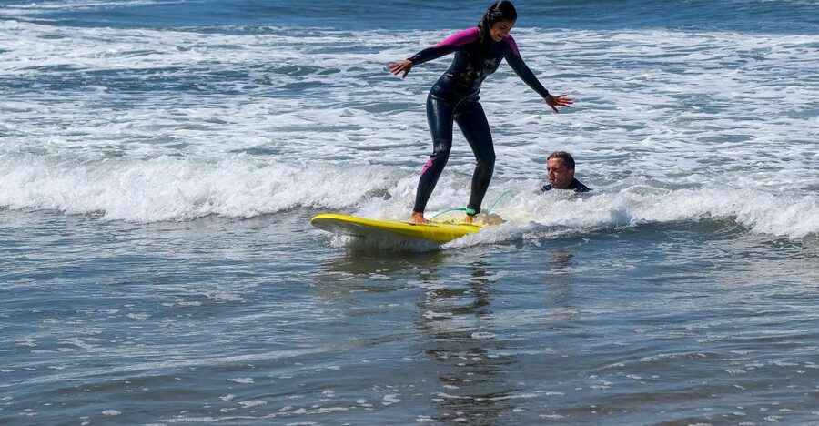 Porto: Small Group Surfing Experience with Transportation - Surf gear included, and why it makes the lesson easier