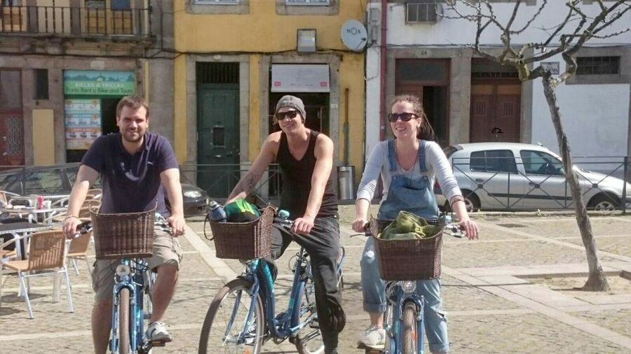Porto Sunset Bike Tour - Starting at Biclas & Triclas in Miragaia: where the ride begins