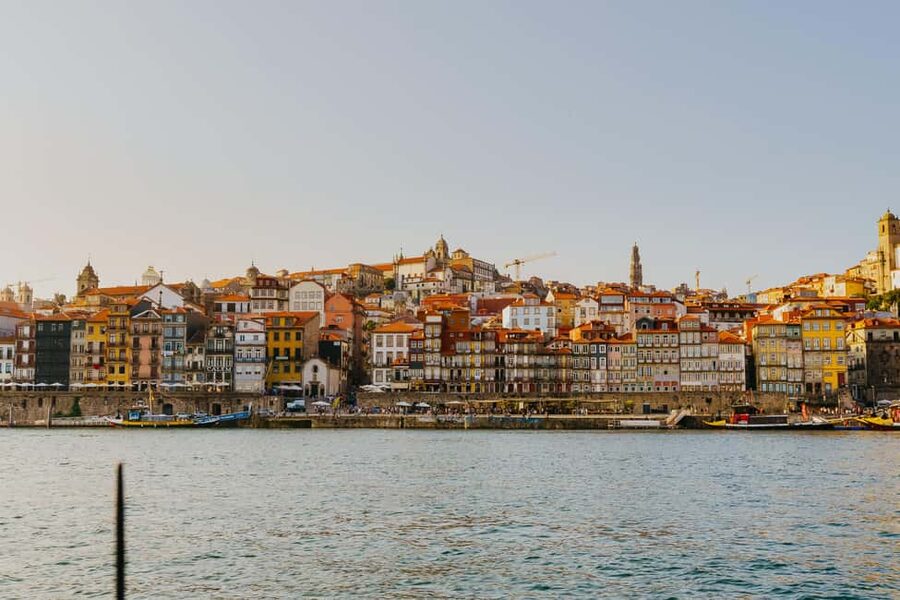 Porto: Sunset Cruise with Welcome Drink in a Sailboat - Meeting at R. da Praia 430, and what to do before you board