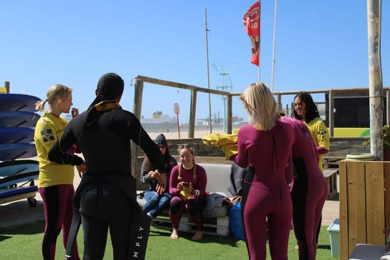 Porto: Surf Lesson with the First Surf School in Porto! - The 1.5 hour flow: from Anemone Roundabout to your first rides