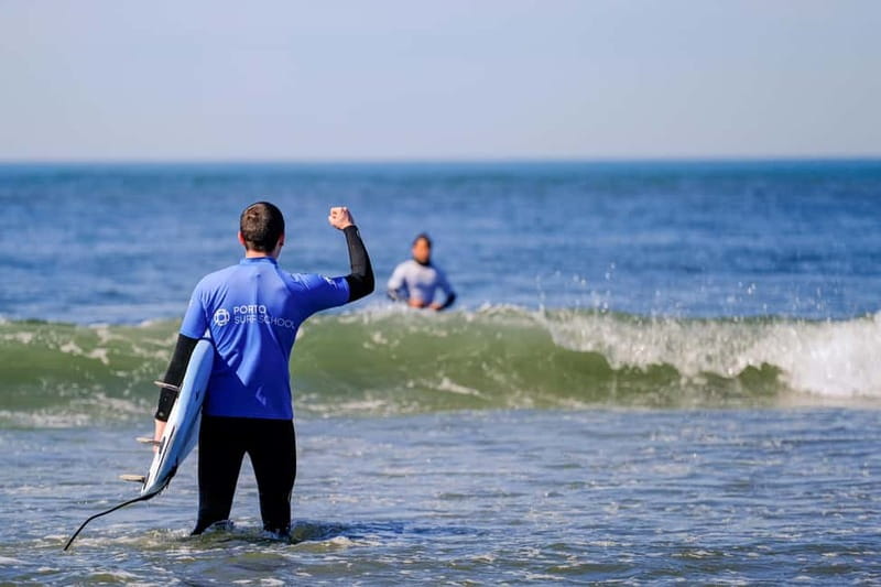 Porto: Surf Lessons with transfer at Porto Surf School - Gear and safety rules, what you get and what you must respect