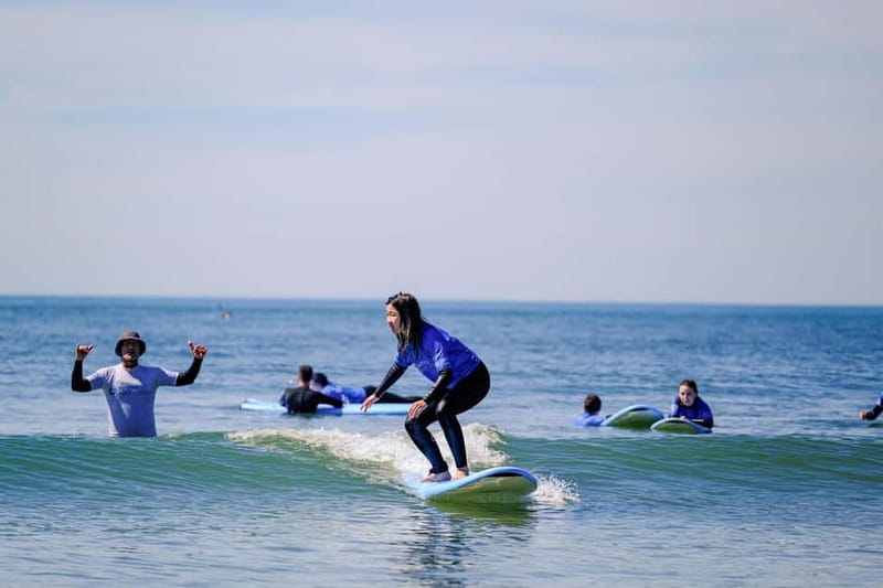 Porto: Surf Lessons with transfer at Porto Surf School - The instructors: local knowledge and patient coaching