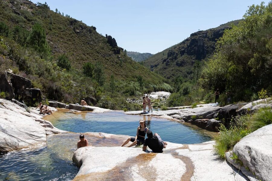 Porto: swimming, hiking, picnic in Gerês National Park - The first hiking stretch: short 4 km walks with waterfall views
