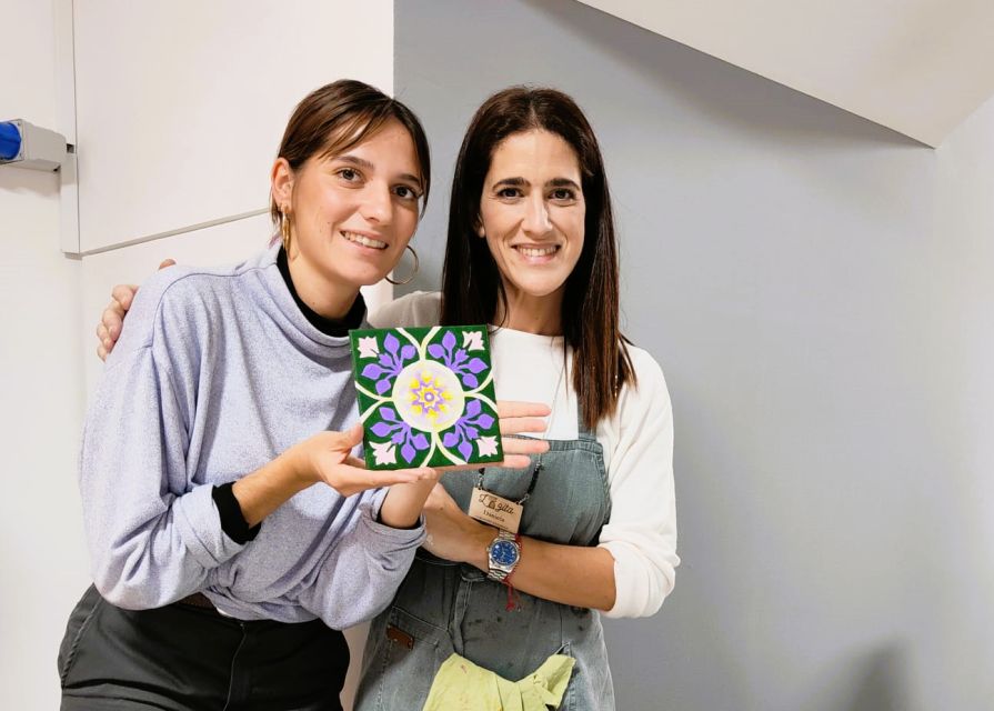 Porto: Tile Painting and Cocktails in Downtown Porto - The workshop flow: calm music, paint in hand, cocktail nearby