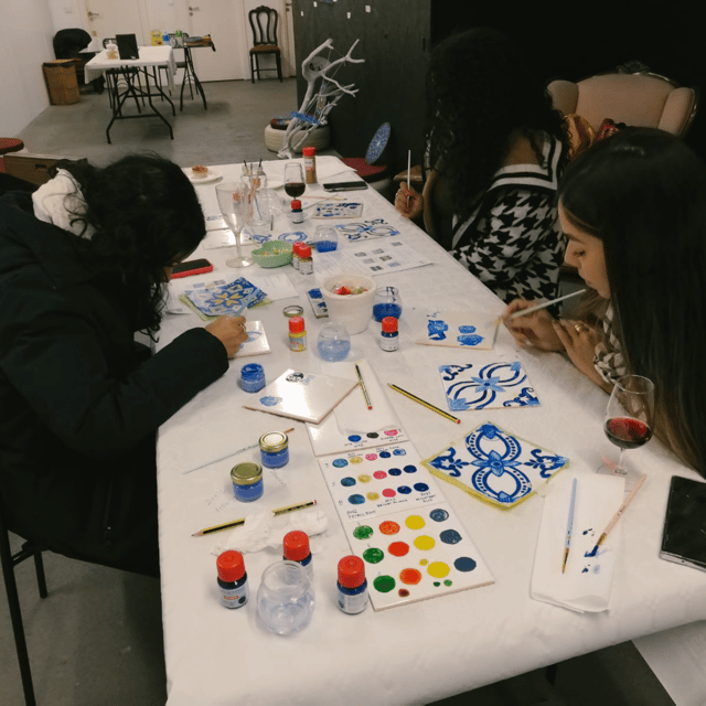 Porto: Tile Painting Workshop with Porto Wine - Sé do Porto - Timing: Two Hours That Move, but Don’t Feel Crushed