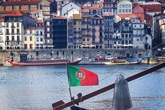 Porto to Lisbon Up to 4 Stops: Aveiro, Nazare, Fatima & Obidos - Morning pickup in Porto: luggage, Wi-Fi, and meeting points that work