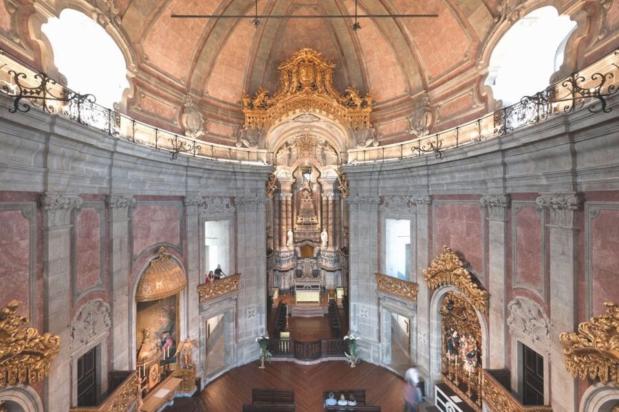 Porto: Torre dos Clerigos Entrance Ticket - Staircase Reality: 225 Steps, Tight Two-Way Traffic, No Lift