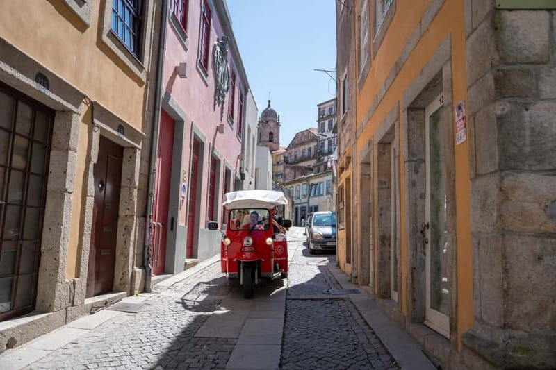 Porto Tuk-Tuk City Tour - Clérigos Tower and Lello Bookstore: why these stops matter even if you do not enter