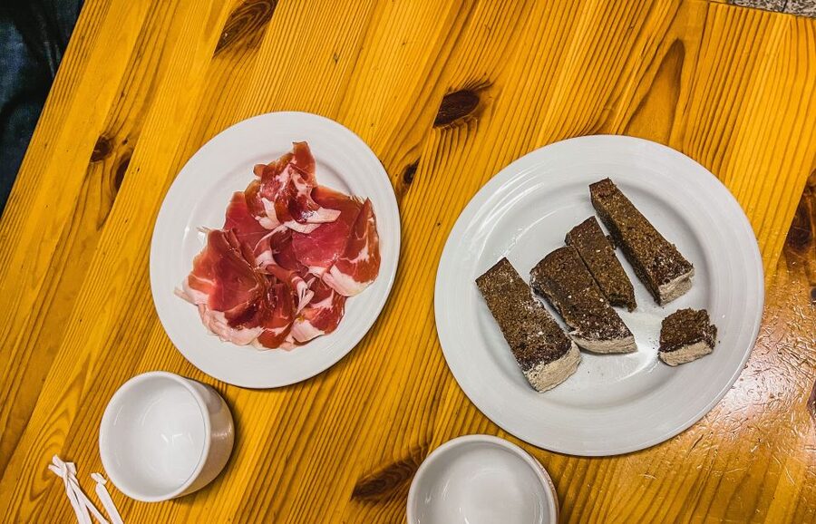 Porto: Walking Dinner Tour with Family-Owned Restaurants - Price and Value: Is $104 Worth It?
