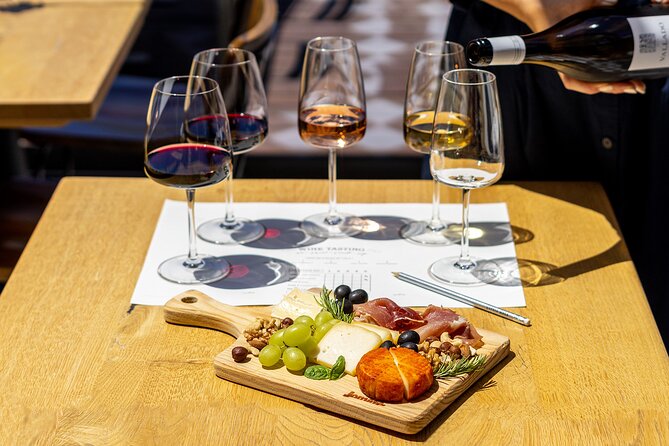 Porto Wine Tasting Experience with Portuguese Tapas Plate - Arriving at Boutique Maison Canto De Luz, in Porto Old Town