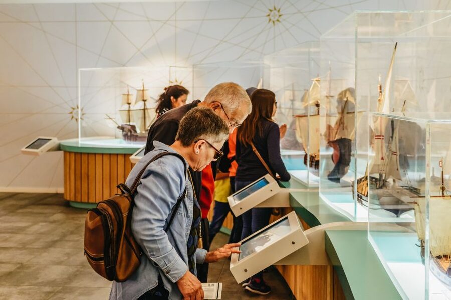 Porto: World of Discoveries Entry Ticket - Queue reality and how to time your visit