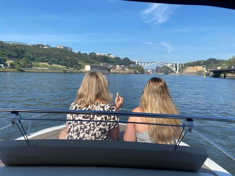 Private Boat Tour in Porto with Portuguese Tapas Option - What’s Included Makes the Ride Feel Thoughtful