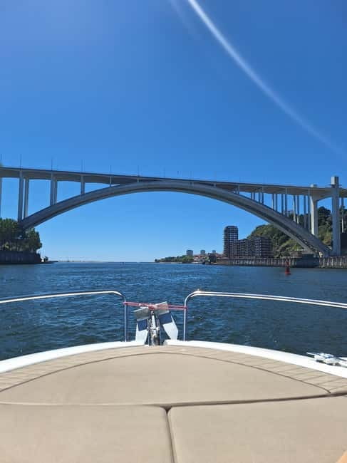 Private Boat Tour in Porto with Portuguese Tapas Option - Hosts Susana and Sergio: The Human Touch That Makes It Personal