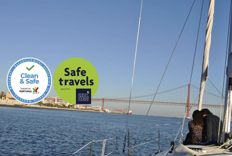 Private Romantic cruise with sparkling wine- 2-Hour- Lisbon - How the Cruise Works: Boarding, Sailing Out, and Coming Back