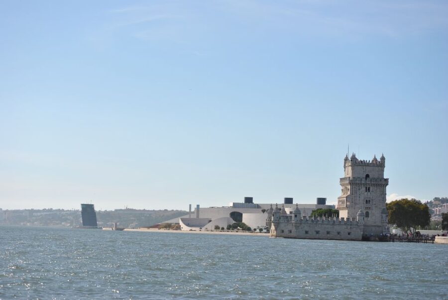 Private Sailing Boat Tour Lisbon with a drink: 2 to 8 Hours - Belém Tower and the Padrão dos Descobrimentos area from the water