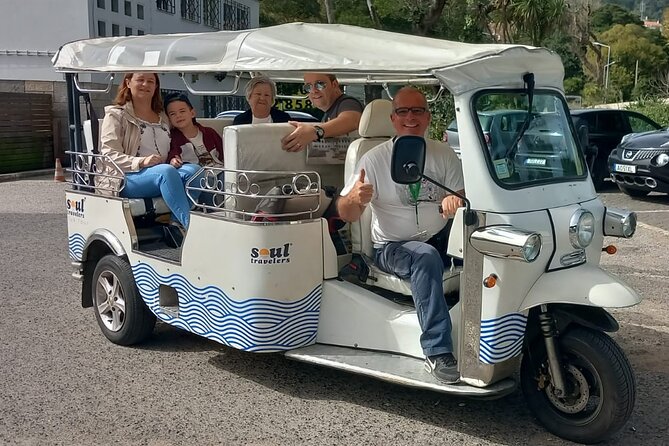 Private Tour Sintra, Palaces and Mountain Tuk Tuk(2 to 6 people) - Vale dos Lagos at Parque de Pena: the short stop that pays off